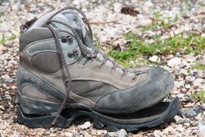 Trekking-shoe-broken-intensive-use-76297519.jpg